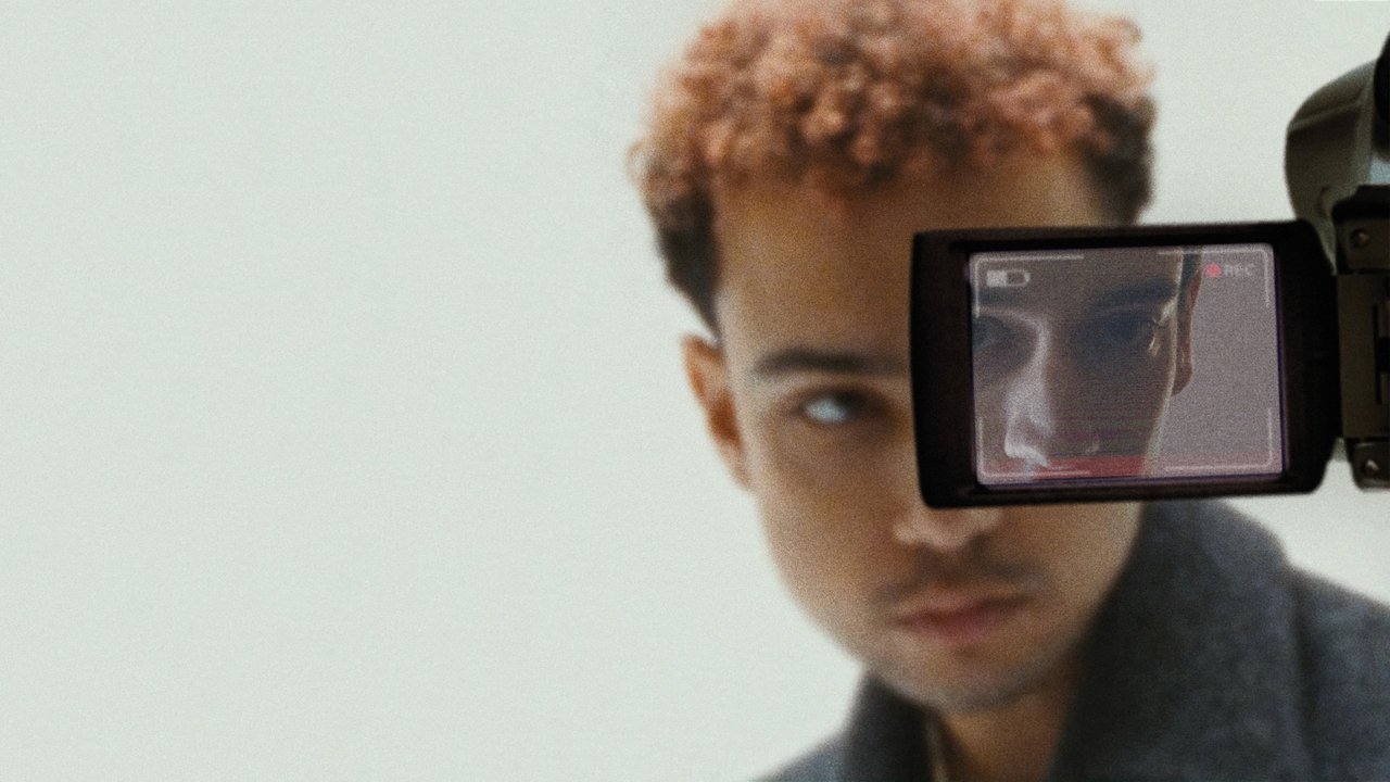 دانلود فیلم Lurker 2025