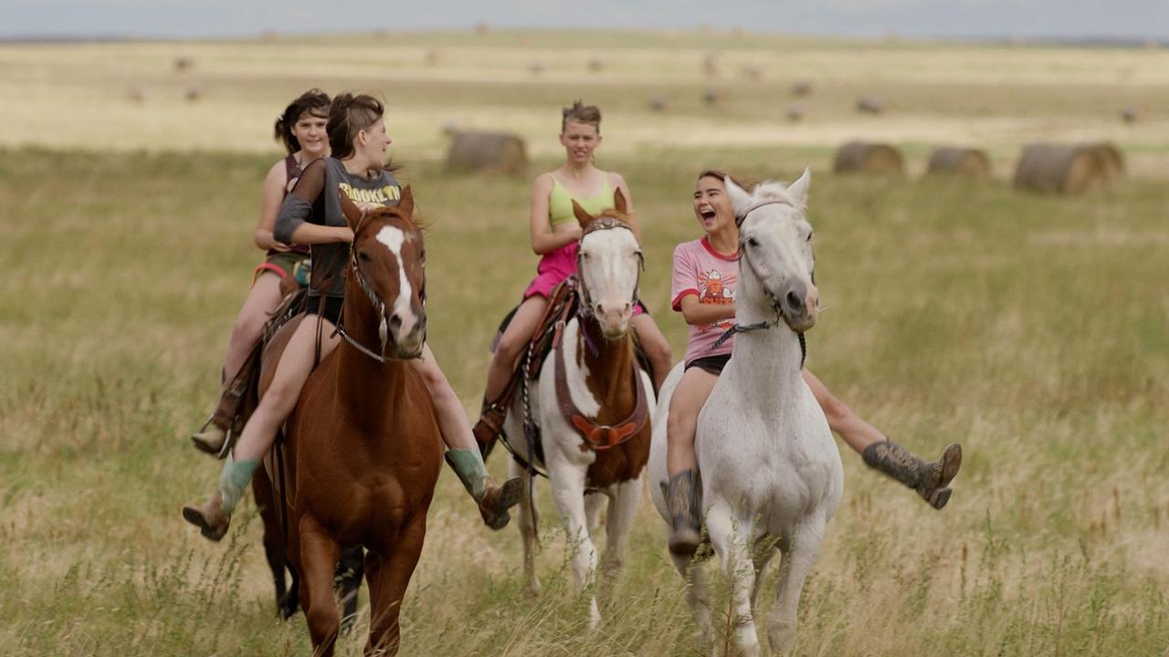 دانلود فیلم East of Wall 2025